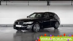 Zwart Gebruikt 2021 BMW 330e Basis Stationwagen | € 36.900 (Eerlijke prijs)