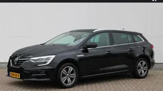 Zwart Gebruikt 2021 Renault Mégane IV Intens Stationwagen | € 19.950 (Goede deal)