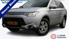 Grijs Gebruikt 2015 Mitsubishi Outlander P-HEV Edition SUV | € 11.445 (Goede deal)