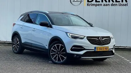 Wit (metallic) Gebruikt 2020 Opel Grandland X Ultimate SUV | € 22.950 (Eerlijke prijs)