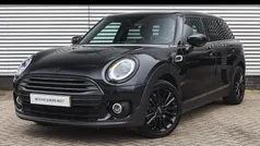 Zwart, metallic lak Gebruikt 2024 Mini Cooper Clubman Comfort Stationwagen | € 33.950 (Eerlijke prijs)