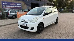 Wit Gebruikt 2009 Daihatsu Cuore Hatchback | € 1.195 (Eerlijke prijs)