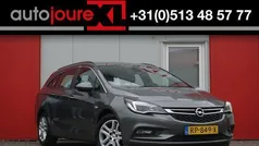 Grijs, metallic lak Gebruikt 2018 Opel Astra Business Stationwagen | € 5.999 (Goede deal)
