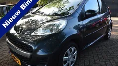 Grijs Gebruikt 2011 Peugeot 107 Hatchback | € 3.450 (Eerlijke prijs)