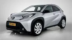 Gebruikt 2023 Toyota Aygo Hatchback | € 17.495 (Eerlijke prijs)