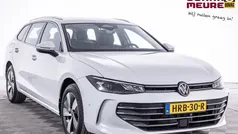 Wit Gebruikt 2024 VW Passat Business Stationwagen | € 36.900 (Super prijs)