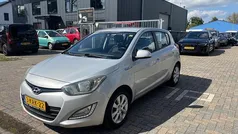 Grijs Gebruikt 2013 Hyundai i20 Hatchback | € 5.749 (Eerlijke prijs)