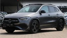 Grijs, metallic lak Gebruikt 2021 Mercedes GLA180 AMG line SUV | € 36.945 (Eerlijke prijs)