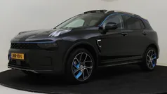 Zwart Gebruikt 2023 Lynk & Co 01 SUV | € 26.425 (Eerlijke prijs)