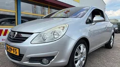 Grijs Gebruikt 2008 Opel Corsa Cosmo Hatchback | € 4.499 (Eerlijke prijs)