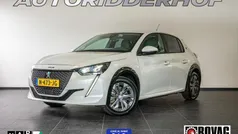 Wit Gebruikt 2021 Peugeot e-208 Allure Hatchback | € 15.950 (Super prijs)