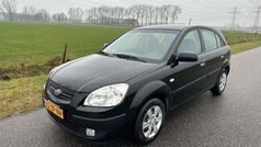 Gebruikt 2008 Kia Rio Hatchback | € 2.995 (Eerlijke prijs)