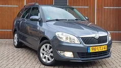 Grijs, metallic lak Gebruikt 2010 Skoda Fabia Elegance Stationwagen | € 2.850 (Eerlijke prijs)