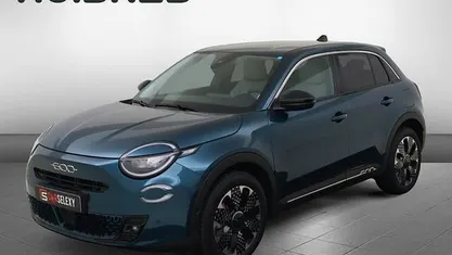 Gebruikt 2025 Fiat 600 La Prima SUV | € 26.950 (Goede deal)