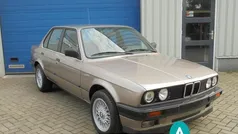 Bruin Gebruikt 1987 BMW 316 Sedan | € 8.995