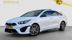 Wit Gebruikt 2024 Kia ProCeed Hatchback | € 35.940 (Eerlijke prijs)