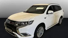 Wit Gebruikt 2020 Mitsubishi Outlander Intense+ SUV | € 21.950 (Eerlijke prijs)