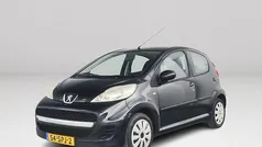 Zwart Gebruikt 2011 Peugeot 107 Hatchback | € 2.950 (Eerlijke prijs)