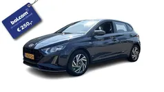 Grijs Gebruikt 2024 Hyundai i20 Comfort Hatchback | € 19.740 (Eerlijke prijs)