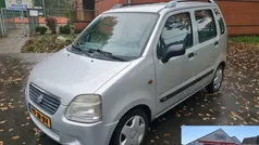 Grijs Gebruikt 2002 Suzuki Wagon R Hatchback | € 799 (Eerlijke prijs)