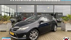 Gebruikt 2013 Toyota Auris Hybrid Hatchback | € 10.900 (Eerlijke prijs)