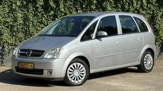 Grijs Gebruikt 2005 Opel Meriva MPV | € 1.890 (Eerlijke prijs)