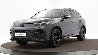 Grijs Gebruikt 2024 VW Tiguan R-line SUV | € 46.940 (Eerlijke prijs)