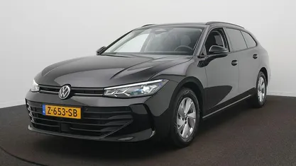 Occasion 2024 VW Passat Stationwagen | € 32.900 (Super prijs)