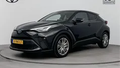 Zwart Gebruikt 2023 Toyota C-HR Executive SUV | € 29.985 (Eerlijke prijs)