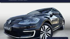 Zwart Gebruikt 2020 VW e-Golf Hatchback | € 13.840 (Eerlijke prijs)