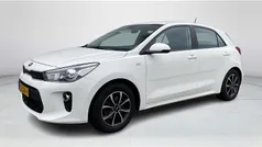 Wit Gebruikt 2017 Kia Rio Hatchback | € 11.750 (Eerlijke prijs)