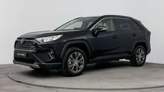 Zwart Gebruikt 2024 Toyota RAV4 Hybrid Style SUV | € 43.999 (Eerlijke prijs)