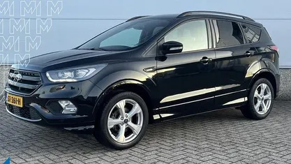 Zwart Gebruikt 2018 Ford Kuga ST-Line SUV | € 17.500 (Eerlijke prijs)