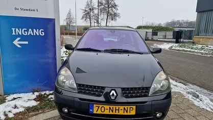 Occasion 2003 Renault Clio II Dynamique Hatchback | € 949 (Eerlijke prijs)