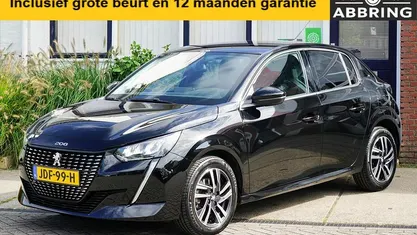 Zwart Gebruikt 2023 Peugeot 208 Allure Hatchback | € 19.850 (Eerlijke prijs)