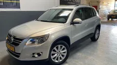 Grijs, metallic lak Gebruikt 2008 VW Tiguan Sport SUV | € 9.950 (Eerlijke prijs)