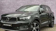 Zwart Gebruikt 2020 Volvo XC40 Inscription SUV | € 32.899 (Eerlijke prijs)