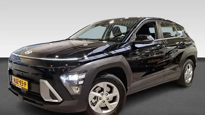 Zwart Gebruikt 2025 Hyundai Kona Comfort SUV | € 29.730 (Eerlijke prijs)