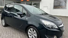 Groen Gebruikt 2015 Opel Meriva MPV | € 11.940 (Eerlijke prijs)