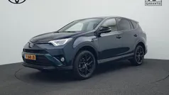 Blauw Gebruikt 2018 Toyota RAV4 Hybrid Edition SUV | € 23.980 (Eerlijke prijs)