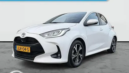Gebruikt 2025 Toyota Yaris Business Edition Hatchback | € 25.385 (Eerlijke prijs)