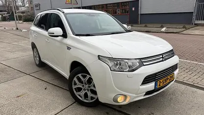 Occasion Mitsubishi Outlander Instyle 121 PK (88 kW) 2013 SUV