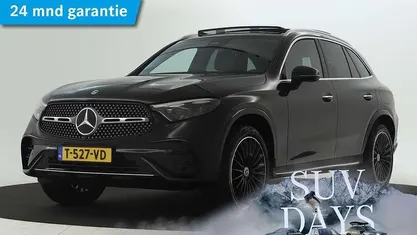 Zwart, metallic lak Gebruikt 2023 Mercedes GLC300 AMG line SUV | € 64.995 (Eerlijke prijs)