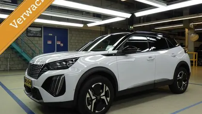 Gebruikt 2025 Peugeot e-2008 Avantage SUV | € 29.990 (Eerlijke prijs)