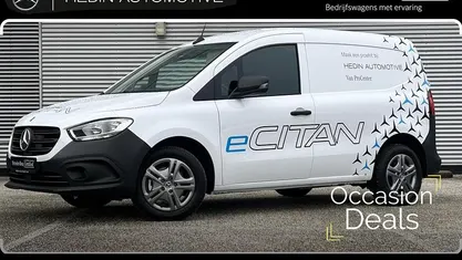 Wit Occasion 2025 Mercedes eCitan Van | € 27.900 (Goede deal)