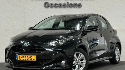 Occasion 2021 Toyota Yaris Active Hatchback | € 16.995 (Eerlijke prijs)