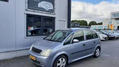 Grijs Gebruikt 2004 Opel Meriva Enjoy MPV | € 699 (Goede deal)
