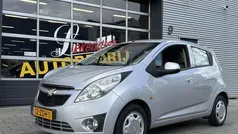Grijs, metallic lak Gebruikt 2010 Chevrolet Spark LS Hatchback | € 3.250 (Eerlijke prijs)