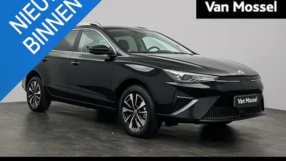 Zwart Gebruikt 2023 MG MG5 EV Long Range Comfort Stationwagen | € 20.995 (Goede deal)