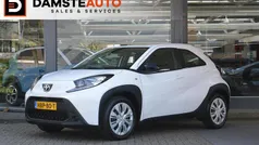 Gebruikt 2024 Toyota Aygo Play Hatchback | € 19.950 (Eerlijke prijs)
